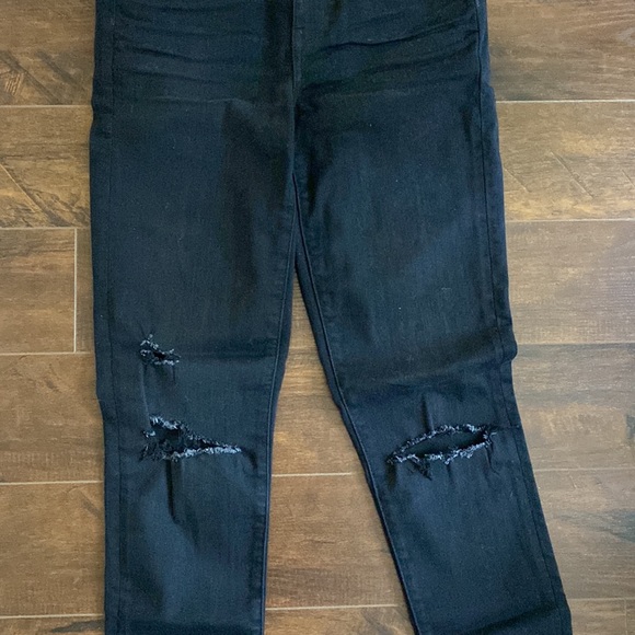 American Eagle - Real Good Jeans - Super High Rise Jegging - Distressed BLK -10L - Picture 3 of 9